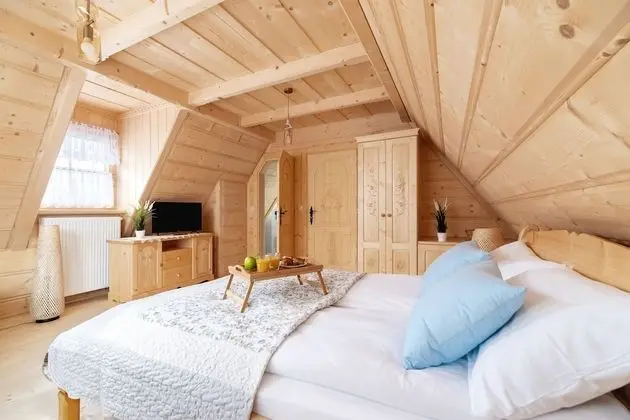 Ev, 6 Yatak Odası, Sauna, Dağ Yamacı