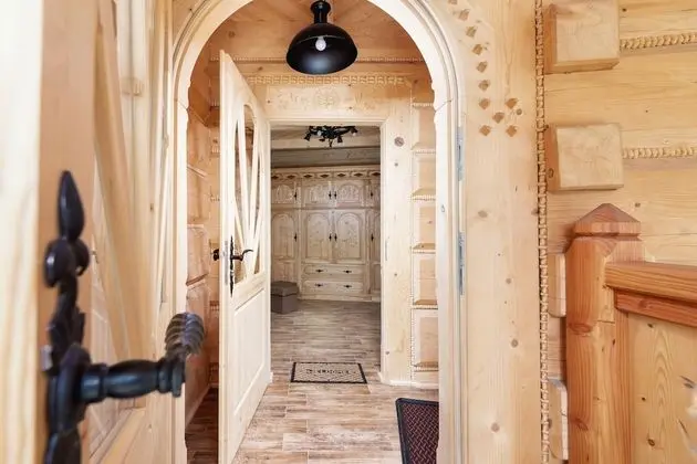 Ev, 6 Yatak Odası, Sauna, Dağ Yamacı