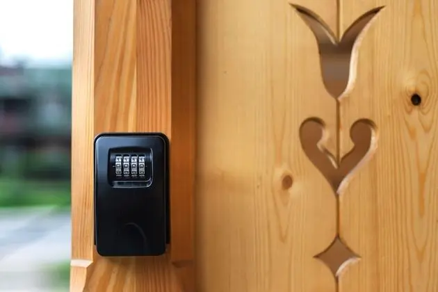 Ev, 6 Yatak Odası, Sauna, Dağ Yamacı