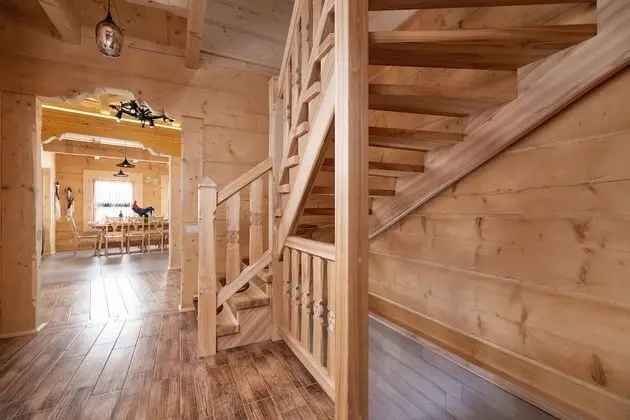 Ev, 6 Yatak Odası, Sauna, Dağ Yamacı