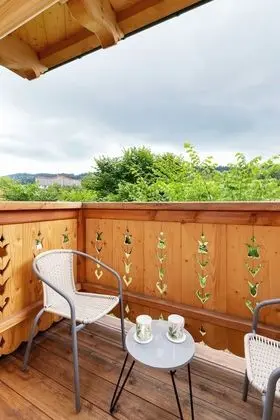 Ev, 6 Yatak Odası, Sauna, Dağ Yamacı