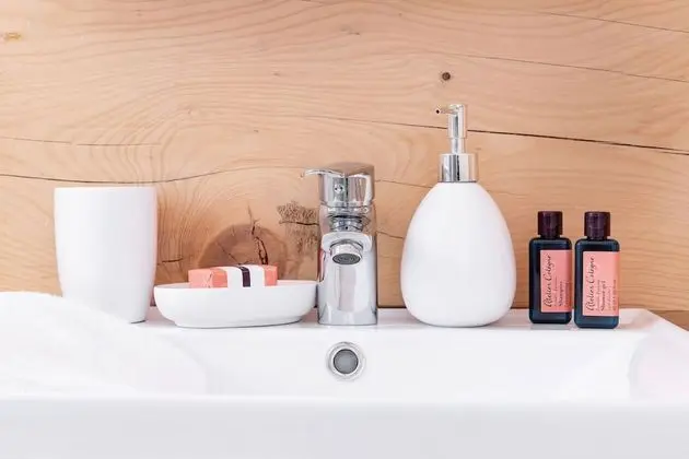 Ev, 6 Yatak Odası, Sauna, Dağ Yamacı