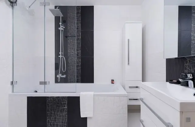 Ev, 6 Yatak Odası, Sauna, Dağ Yamacı