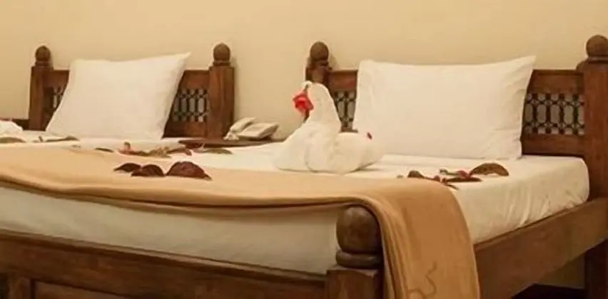 Tek Büyük veya İki Ayrı Yataklı Oda, Veranda, Kısmi Deniz Manzarası (Salme)