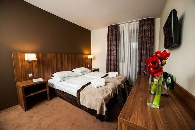 Standard Tek Büyük Yataklı Oda