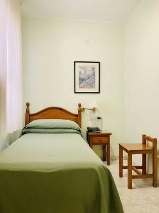 Tek Kişilik Oda