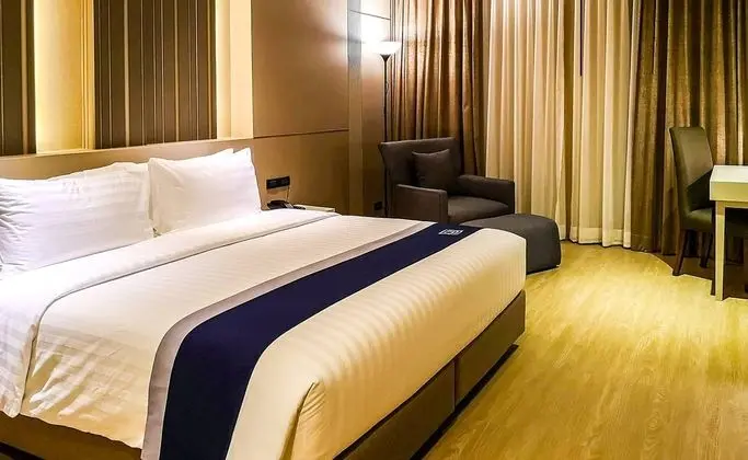 1 Çift Kişilik Veya 2 Tek Kişilik Yatak Deluxe