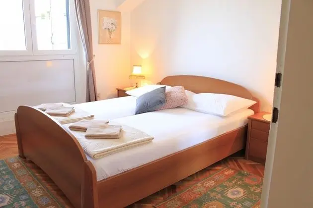 Apart Daire (Zdenka - 10 m from the beach - A1(4+2)