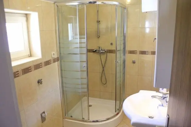 Apart Daire (Zdenka - 10 m from the beach - A1(4+2)