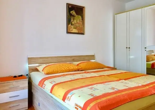 Apart Daire (Zdenka - garden terrace - A1(4+1))