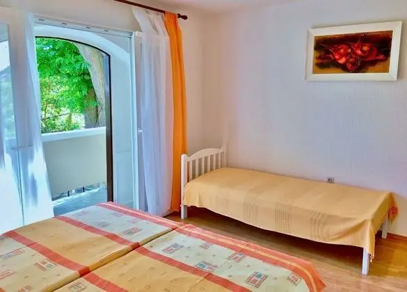 Apart Daire (Zdenka - garden terrace - A1(4+1))