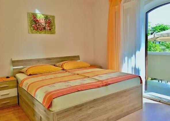 Apart Daire (Zdenka - garden terrace - A1(4+1))