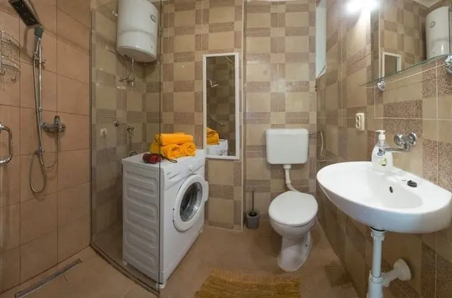 Apart Daire (Zdrav - with big terrace - A1(4))