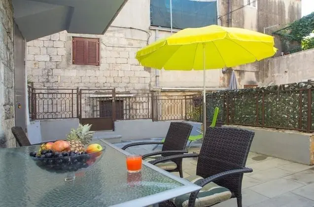 Apart Daire (Zdrav - with big terrace - A1(4))