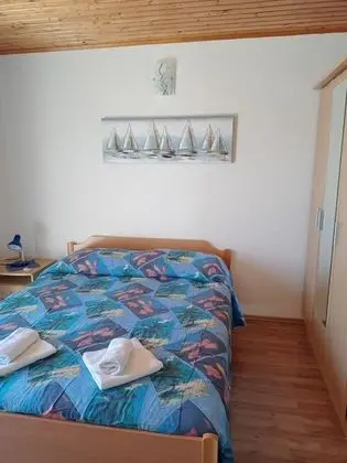 Apart Daire (Zdravko - 5 m from beach - A1(2))
