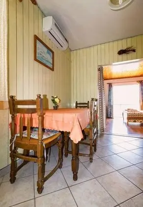 Apart Daire (Zdravko - 5 m from beach - A1(2))