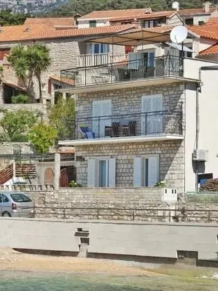 Apart Daire (Zdravko - 5 m from beach - A1(2))
