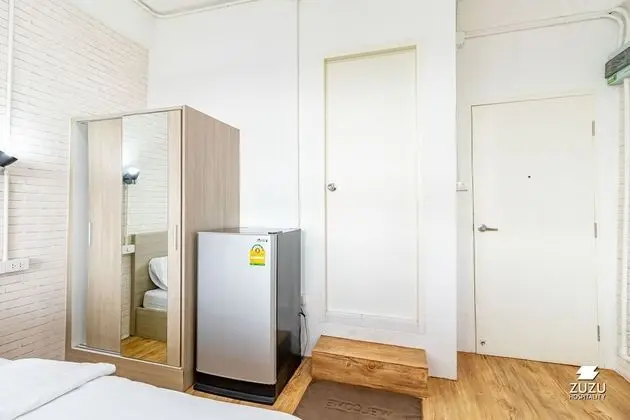 Superior Double Room with Window