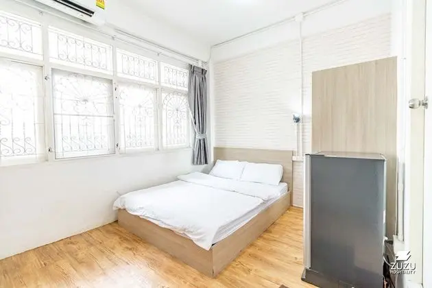 Superior Double Room with Window
