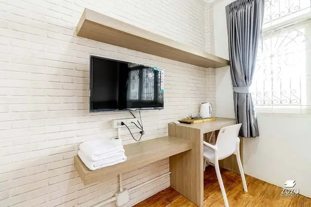 Superior Double Room with Window