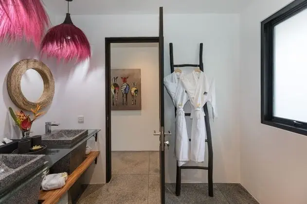 Luxury Villa, 4 Yatak Odası, Havuz Manzaralı