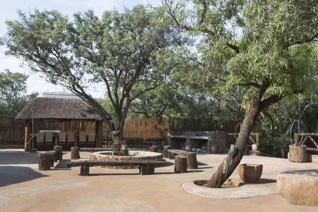 Bush Lodge