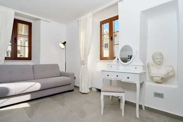 Deluxe Tek Büyük veya İki Ayrı Yataklı Oda