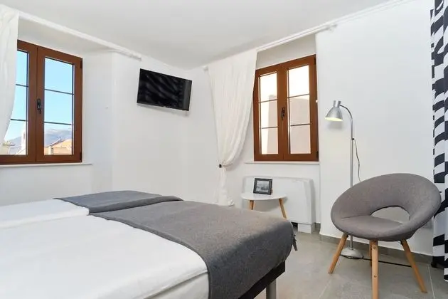 Deluxe Tek Büyük veya İki Ayrı Yataklı Oda