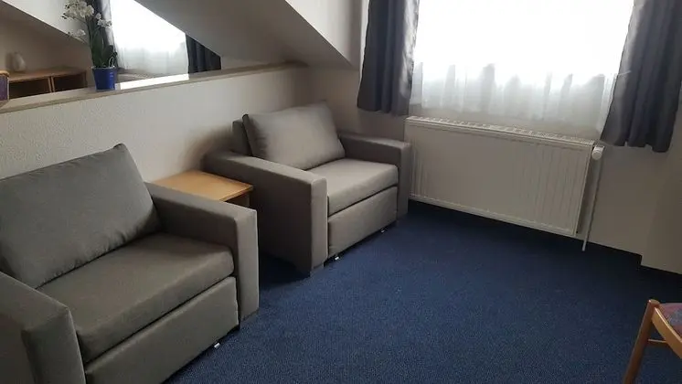 Comfort Tek Büyük Yataklı Oda