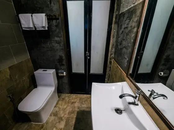 Standard Double Room with Private Bathroom