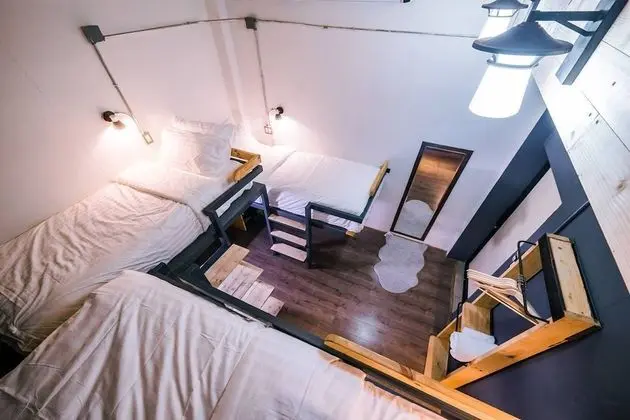 Standard Quadruple Room with Shared Bathroom