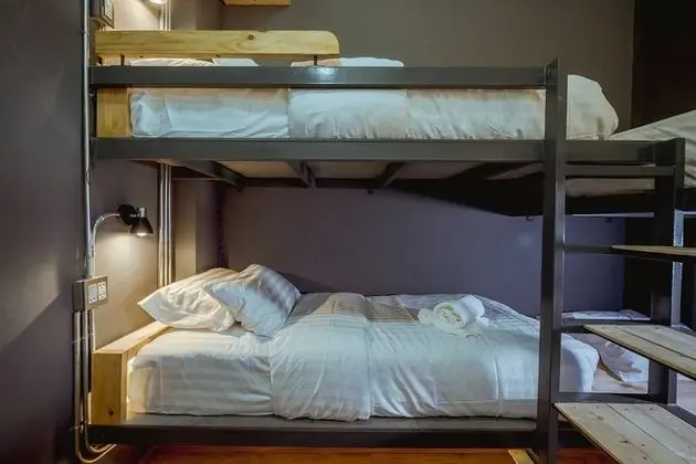 Standard Quadruple Room with Shared Bathroom