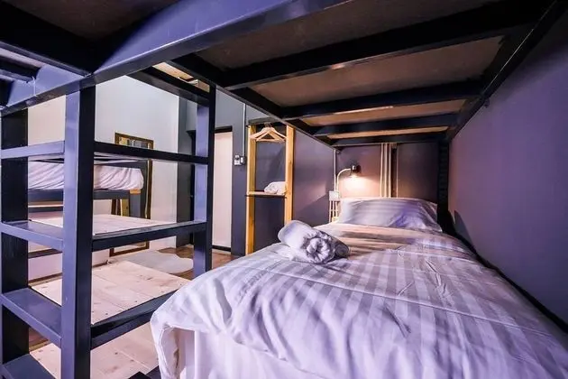 Standard Quadruple Room with Shared Bathroom