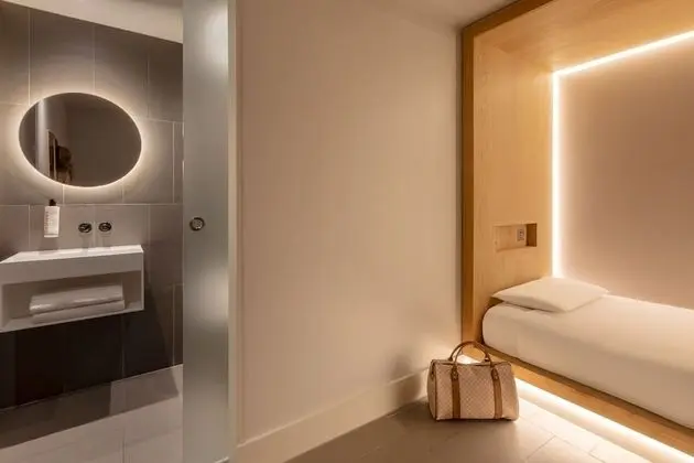 Cocoon 1