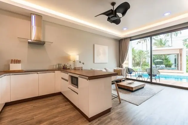 Pool Access One Bedroom Villa
