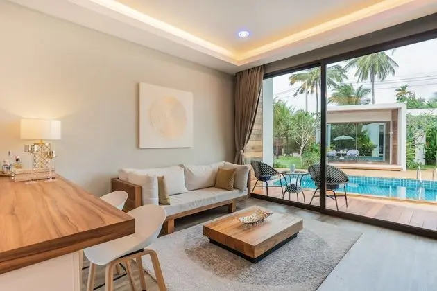Pool Access One Bedroom Villa