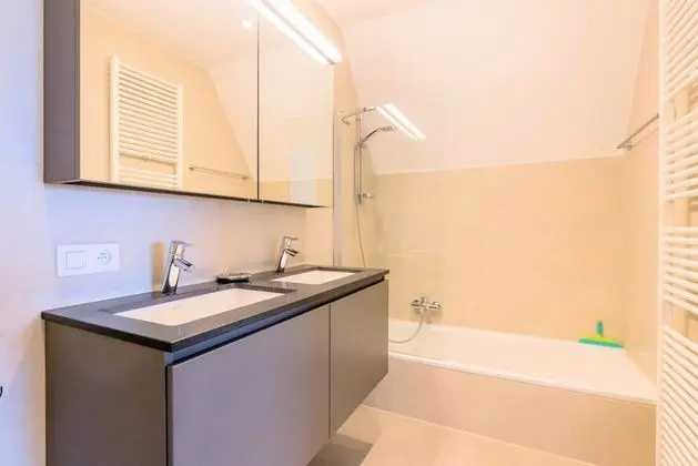 Apart Daire, 4 Yatak Odası (Zeegerucht 201)