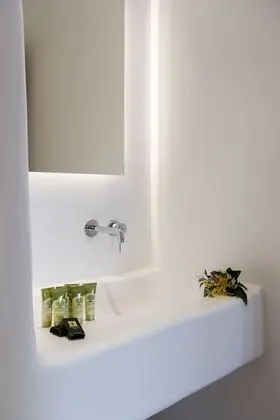 Basic Room, Pool View