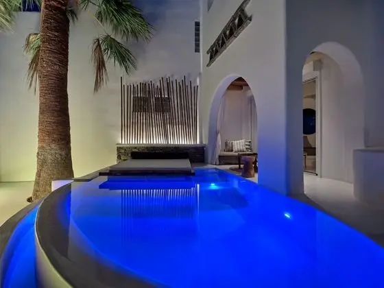 Luxury Suite with Private Pool