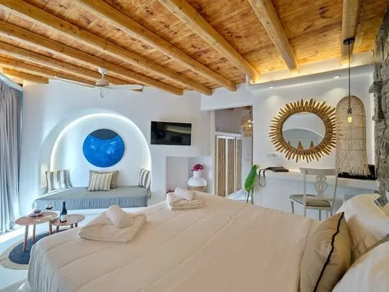 Luxury Suite with Private Pool