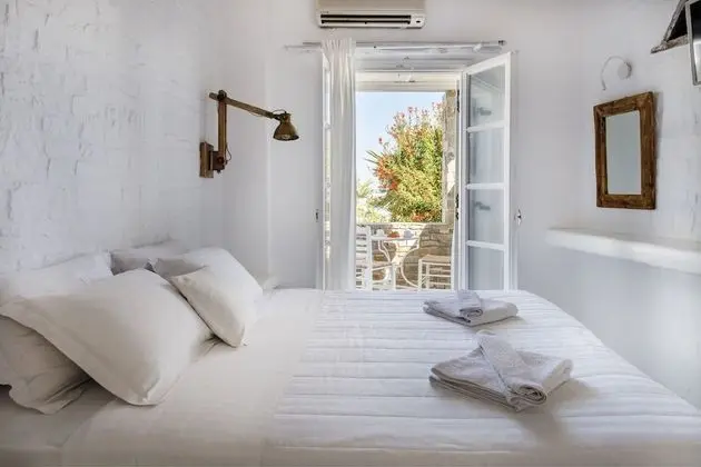 Premium Room, Pool View