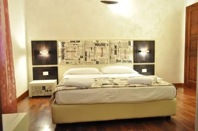 Tek Büyük Yataklı Oda, Balkon