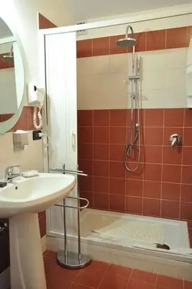 Tek Büyük Yataklı Oda, Balkon