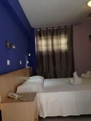 Tek Büyük veya İki Ayrı Yataklı Oda, Balkon, Şehir Manzaralı
