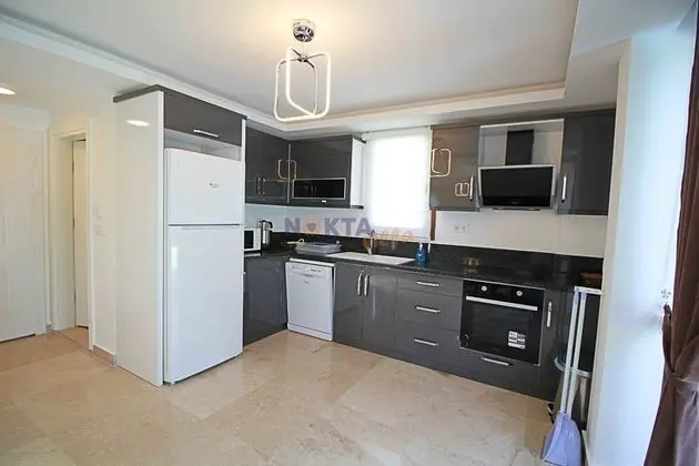 Silver Sami Villa Oda
