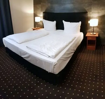 Comfort Tek Büyük veya İki Ayrı Yataklı Oda