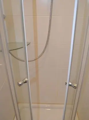 Comfort Tek Büyük veya İki Ayrı Yataklı Oda