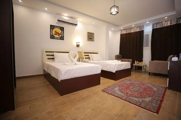 Deluxe Tek Büyük veya İki Ayrı Yataklı Oda
