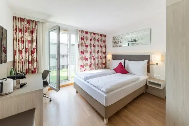 Tek Büyük Yataklı Oda, Balkon (Prestige)