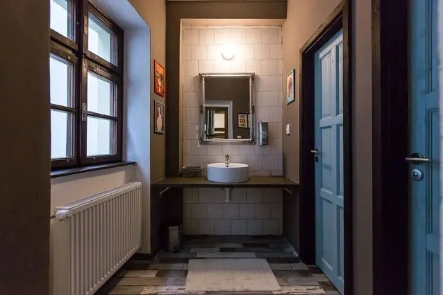 Ortak Ranzalı Oda, Karma Ranzalı Oda, Ortak Banyo (1 Bed in 8-Bed Dormitory)